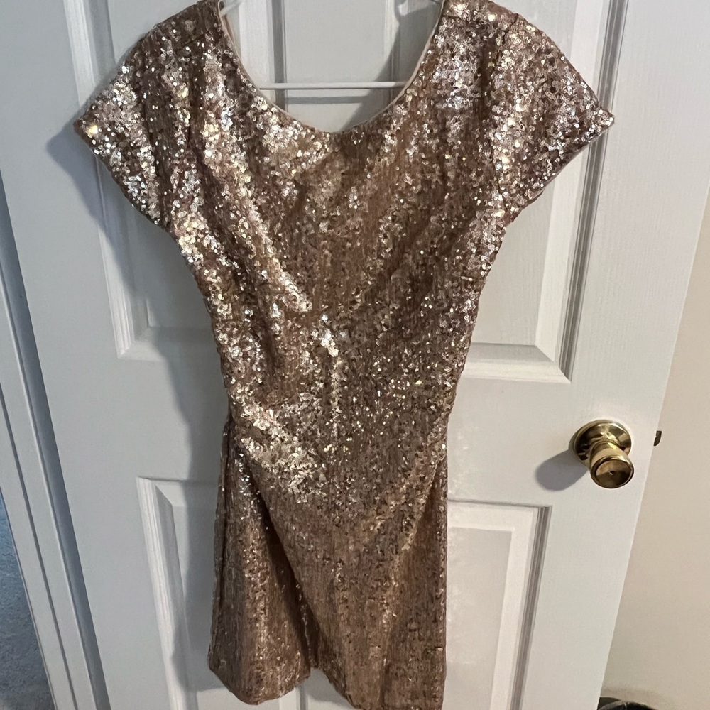 White House Black Market gold sequin dress. New Year’s Eve party dress